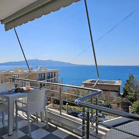 شقة Apartment In Saranda With Stunning Sea View