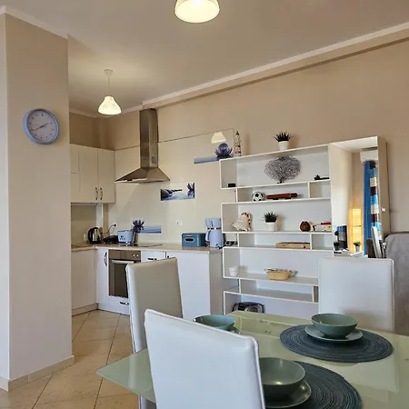 Apartment In Saranda With Stunning Sea View *