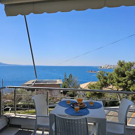 Apartment In Saranda With Stunning Sea View ساراندا